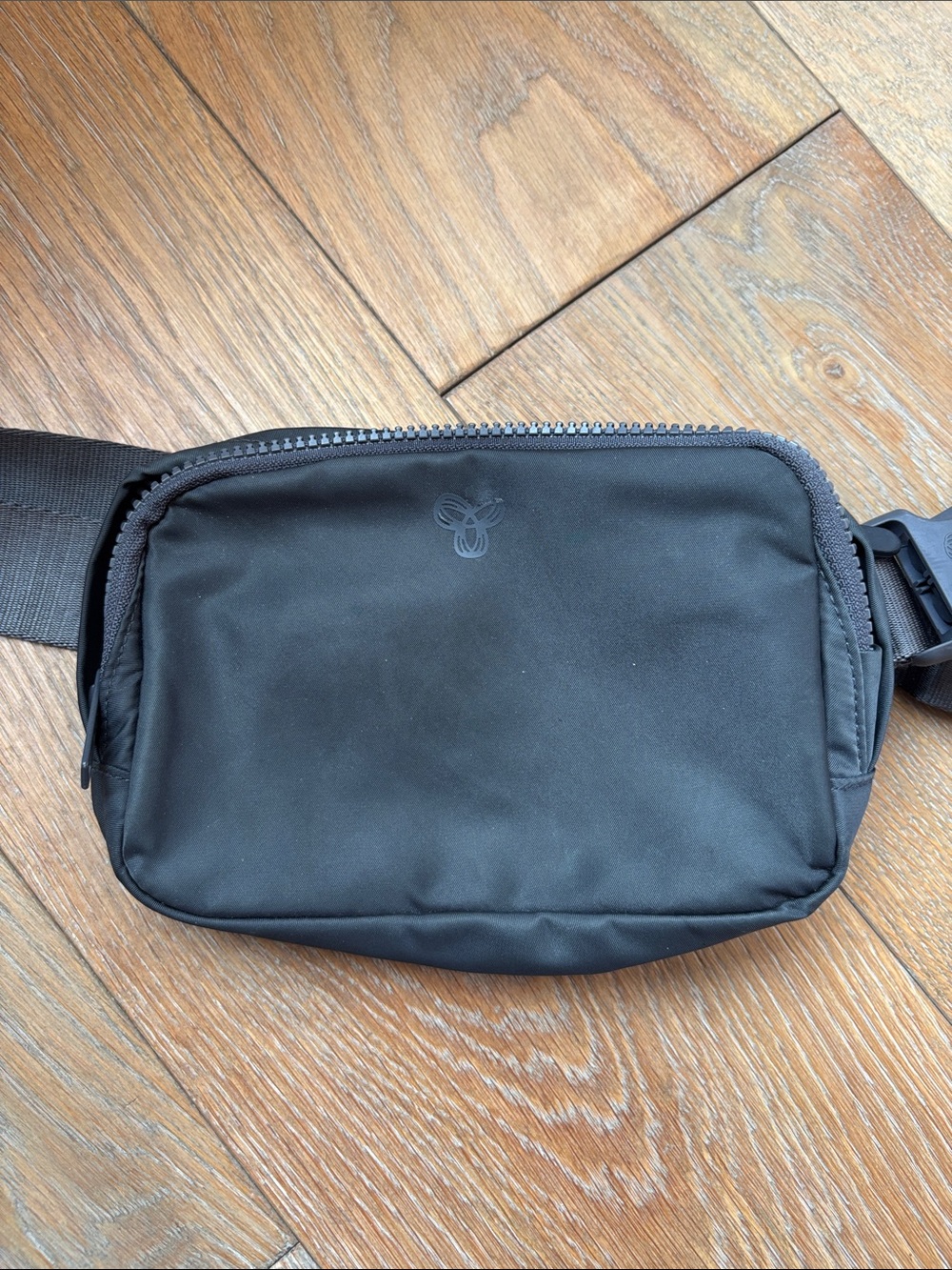 TNA Grey Crossbody Belt Bag